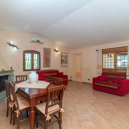 Semesterbostad Fusco By Interhome